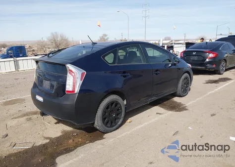 2013 Toyota Prius Three z USA, uszkodzony, nr VIN JTDKN3DU3D0346820